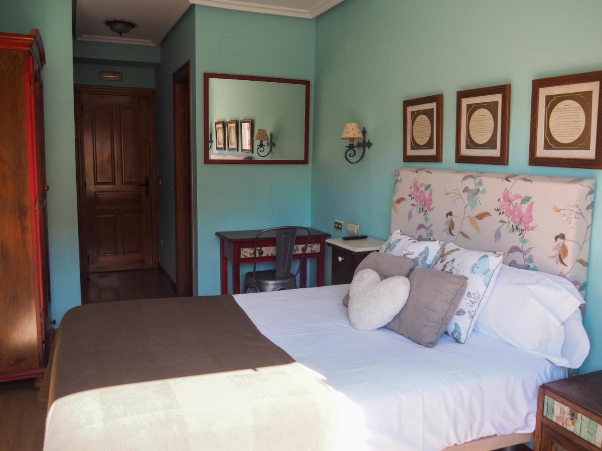 Hotel Rural la Concordia Monzón de Campos Esterno foto